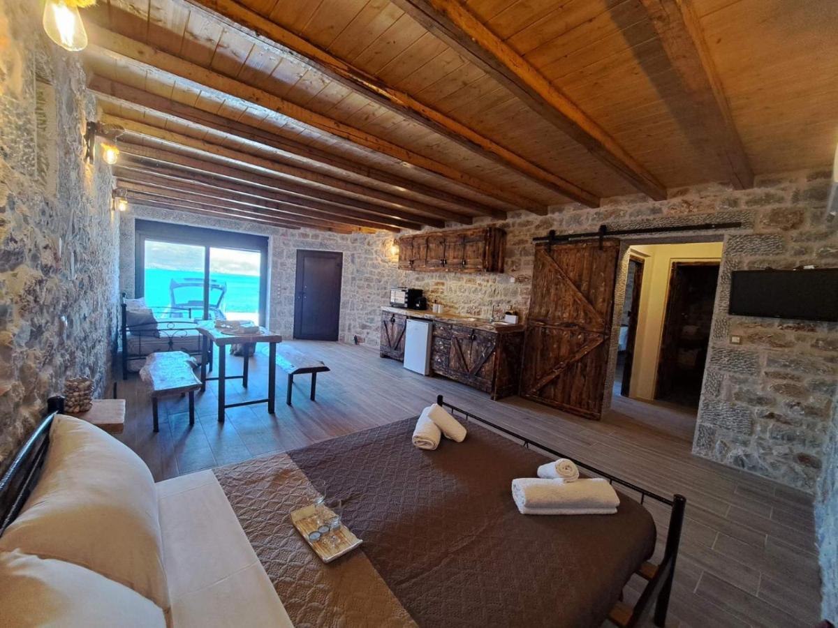 Suite Of Villa Lagkadaki Argilia Bagian luar foto